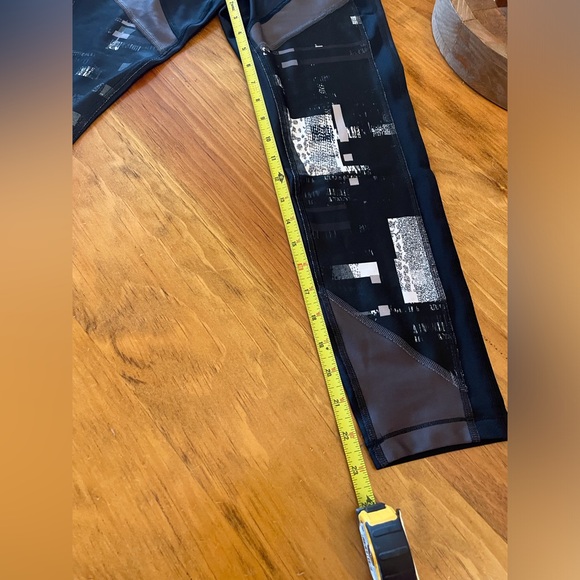 NWOT Under armour leggings compression - Picture 4 of 7